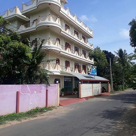 Hotel Blue Whale จาฟนา ภายนอก รูปภาพ