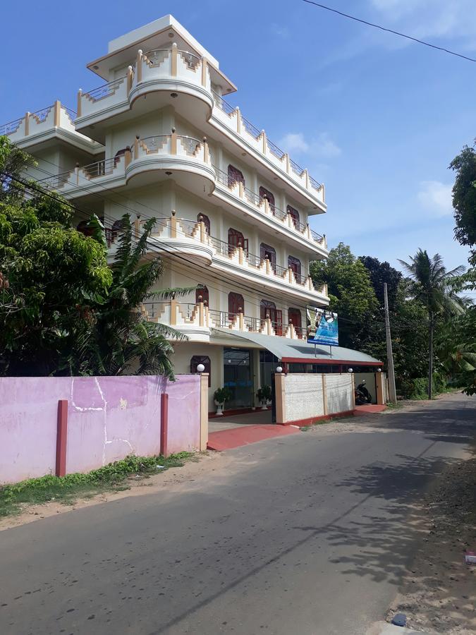 Hotel Blue Whale จาฟนา ภายนอก รูปภาพ