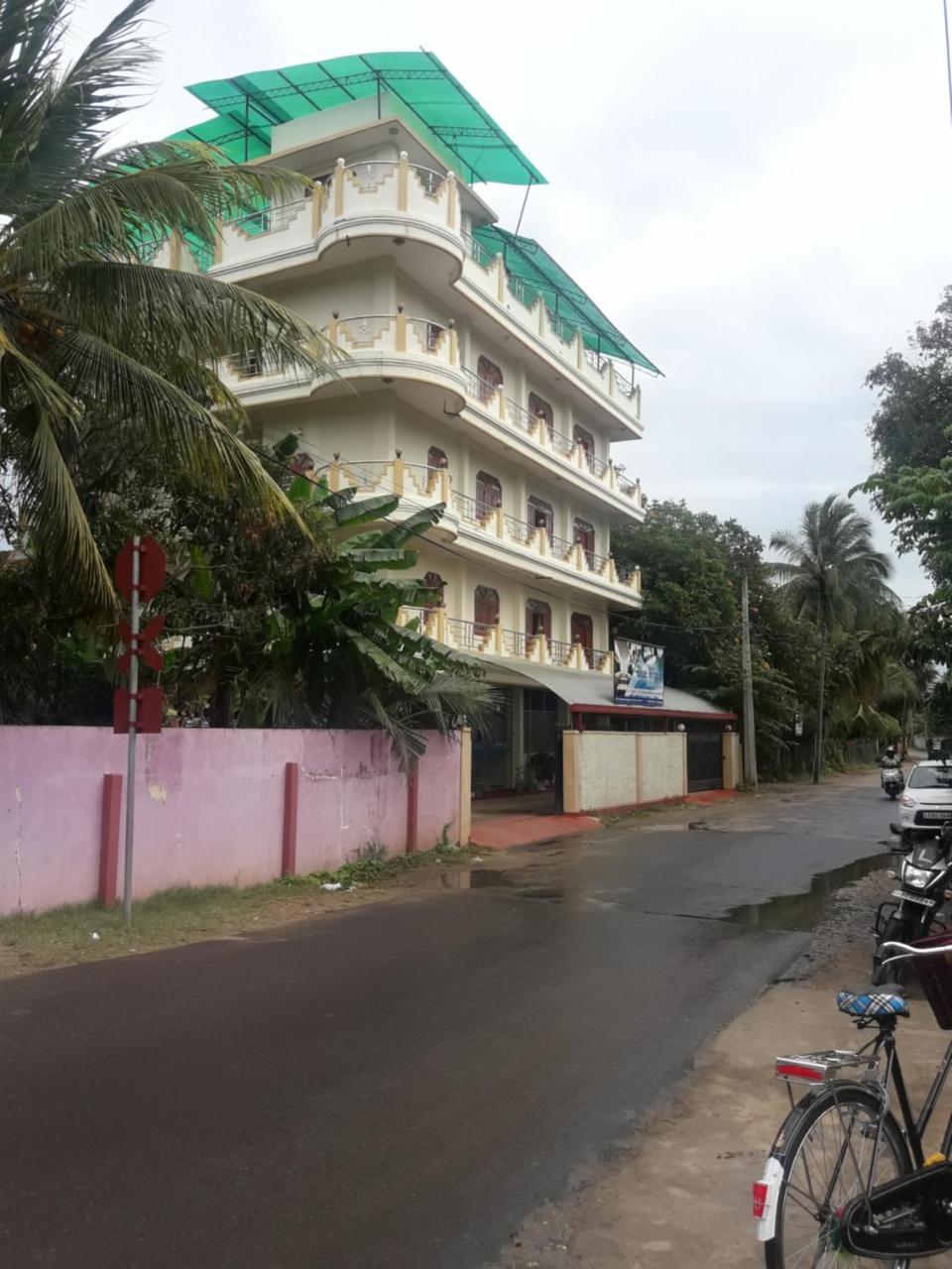 Hotel Blue Whale จาฟนา ภายนอก รูปภาพ
